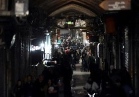 Иқтисодий қийинчиликлар туфайли бошланган намойишлар бир