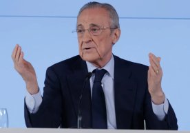 Мадриднинг “Реал” клуби президенти Флорентино Перес жамоа