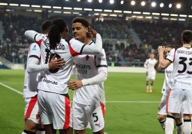 А Сериянинг 18-турида «Милан» сафарда «Кальяри»ни 1:0