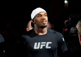 Фото: Twitter UFC’нинг ярим оғир вазн тоифасидаги чемпиони