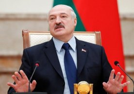 Лукашенко ўз ваколатларининг бир қисмидан воз кечишга тайёрлигини айтди фото