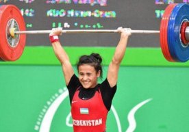 O‘zbekistonlik qiz Misrdagi musobaqada oltin medalni qo‘lga kiritdi фото