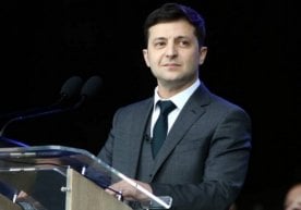 Украина президенти Владимир Зеленский Олий радани тарқатиб