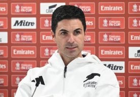 Лондоннинг «Арсенал» клуби устози Микел Артета жамоасининг