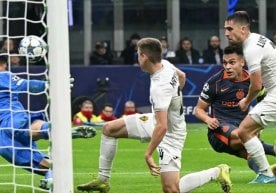 "Жузеппе Меацца" стадионида Миланнинг