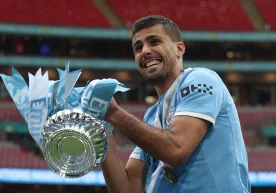 Manchester Siti yarim himoyachisi Rodri klub bilan yangi