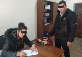 Совуқ яқинлашгани сари оналар болаларининг уст-боши ҳақида