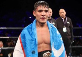 Professional boksning super yarim yengil (-55,34 kg) vazn