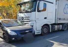 Қорақалпоғистон Республикасининг Нукус шаҳрида йўлда
