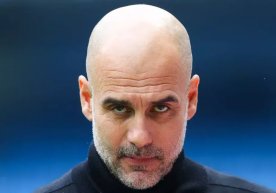 Guardiola sees a bright future for Khusanov фото