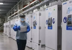 Фото: Reuters Pfizer ва BioNTech компаниялари ўзининг