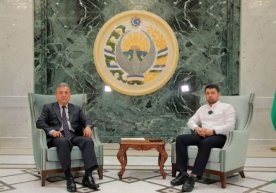 “Shavkat Mirziyoyev hokimiyatga tish-tirnog‘i bilan yopishib olgan siyosatchi emas” — Sodiq Safoyev фото