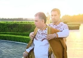 Gurbanguli Berdimuhamedov o‘g‘lidan hokimiyatni qaytarib olmoqchi фото