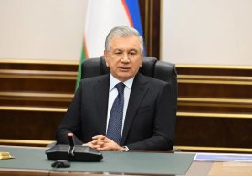 Shavkat Mirziyoyev asosiy strategik islohotlar taqdimoti bilan tanishdi фото