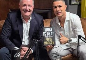 Португалиялик футбол суперюлдузи Криштиану Роналду