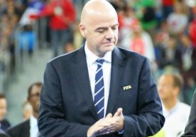 ФИФА президенти Жанни Инфантино Европа жамоаси ПСЖнинг