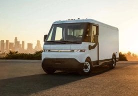 Chevrolet launches electric van in the Mexican market фото