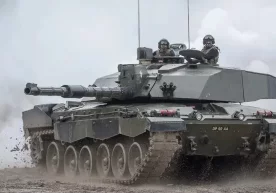 Challenger 2 танки Фото: Ben Birchall/PA
