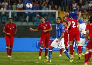 Futbol bo‘yicha Italiya terma jamoasi Evro-2016 chempionati final raundiga chiqdi фото