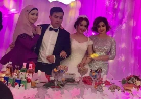 Яна бир машҳур хонанданинг хонадонида тўй маросими бўлиб