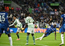 UEFA Конференциялар лигаси финалида биринчи тайм якунига