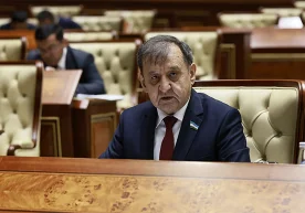 At the plenary session, the law “On introducing amendments