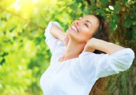 Ўқитувчи тўполончи ўқувчининг танобини тортиб қўйиш учун