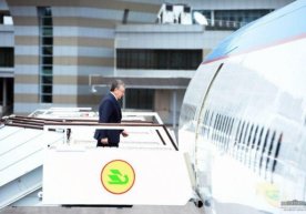 Shavkat Mirziyoyev Nukusga jo‘nab ketdi фото