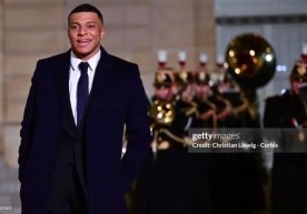 Kilian Mbappe Fransiya prezidenti va Qatar amiri bilan uchrashdi (foto) фото