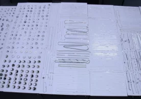 Заргарлик буюмларини яширинча олиб ўтишга бўлган