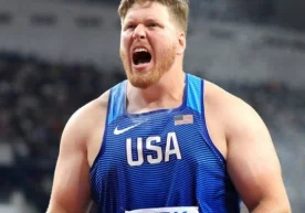 Rayan Krauzer. Amerikalik yengil atletikachi Rayan Krauzer