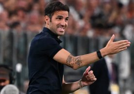 Комо жамоаси бош мураббийи Сеск Фабрегас яқинлашиб