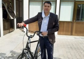 Мазкур постни ёза туриб, бир воқеа эсимга тушиб кетди.