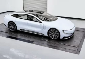 Фото: LeEco Xiaomi бош директори Лей Цзюнюга яқин