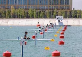 Самарқандда бошланган байдарка ва каноэда эшкак эшиш