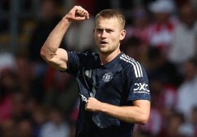 "Манчестер Юнайтед" марказий ҳимоячиси Маттейс