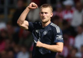 "Манчестер Юнайтед" марказий ҳимоячиси Маттейс