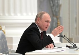 Putin zaharlanishdan qo‘rqib oshpazi va tansoqchilarini ishdan chetlashtirgani aytilmoqda фото