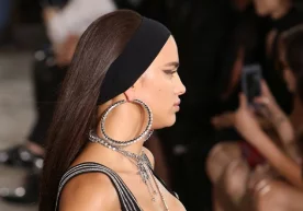 Россиялик модель Ирина Шейк Париждаги Givenchy модалар