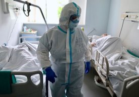 Коронавирусни оғир кечирган одамларга ўпка ва юрак зарар