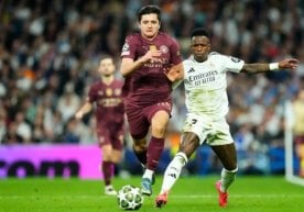 Европа Чемпионлар лигаси 1/8 финалида футбол мухлисларини