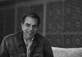 Ҳиндистонлик машҳур актёр Дхармендра (тўлиқ исми