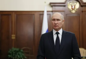 Кремлга яқин мафкуравий доиралар Теҳрондаги инқирозга