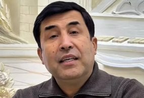 Ўзбекистонда хизмат кўрсатган артист Яҳёбек Мўминов янги