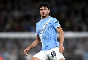 Англия Премьер-лигасининг 25-туридан ўрин олган