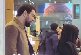 Актриса ва бошловчилик фаолияти билан ҳам шуғулланаётган