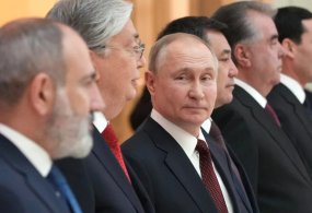 Путин МДҲ давлатлари раҳбарлари билан учрашади