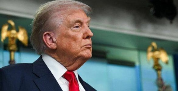 АҚШ президенти Дональд Трамп Ҳўрмуз бўғозини “Трамп