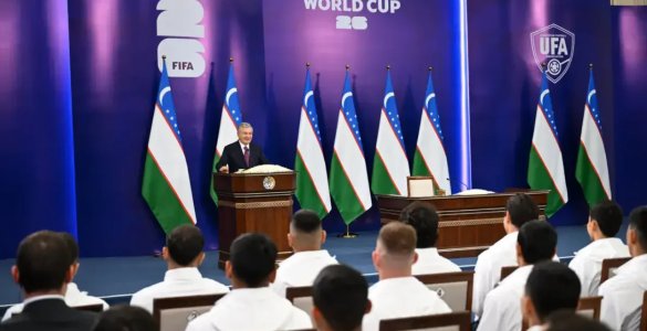 Президент Шавкат Мирзиёев футбол бўйича Ўзбекистон миллий