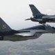 Собиқ разведкачи: F-16 қирувчилари Украина учун лаънатга айланади
